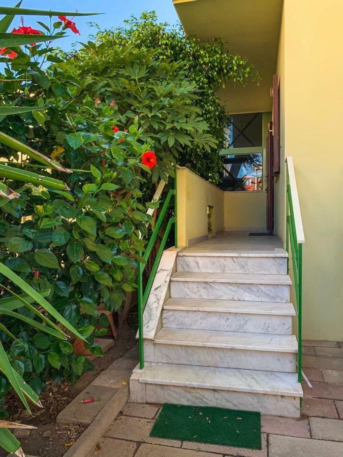 L'Hibiscus Di Lucia Villa อาลเกโร ภายนอก รูปภาพ